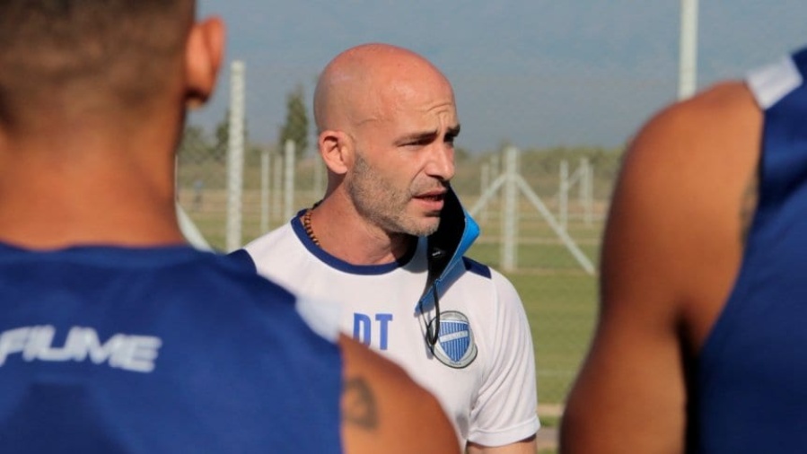 El técnico de Godoy Cruz, emocionado al hablar del Morro García: ”Le rendimos homenaje”