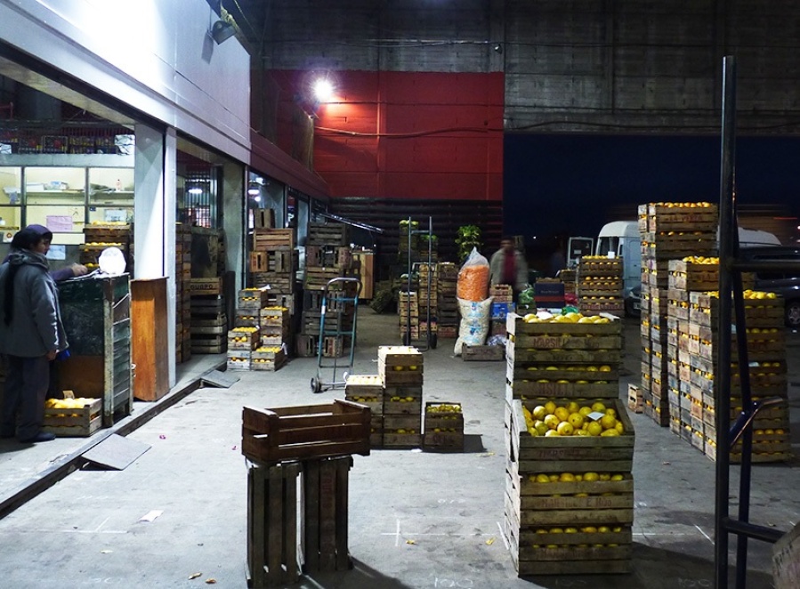 El Mercado Regional de La Plata en un estado avanzado de abandono: sin precios populares ni variedades, y muy sucio
