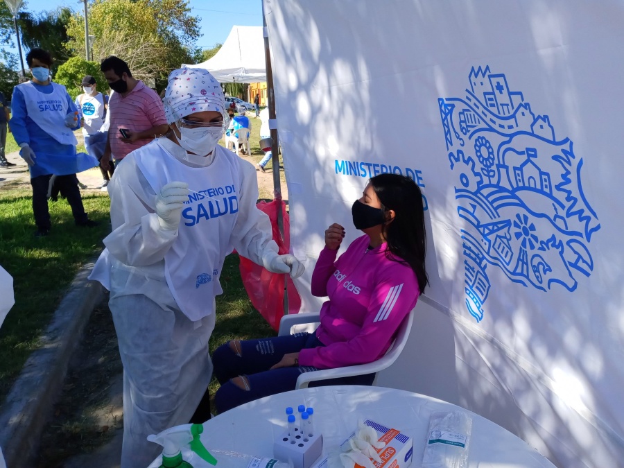 Qué edades tenían los 162 platenses que murieron por COVID-19 en la última semana