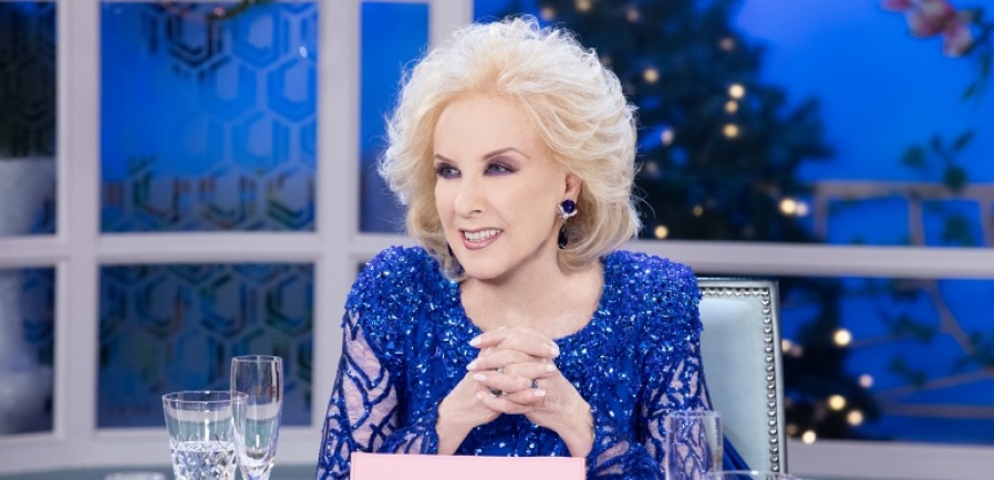 La emotiva carta de Juana Viale que hizo llorar a Mirtha Legrand: ”Abuelita, te amo”