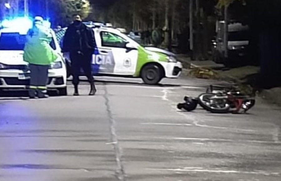 Un subcomisario de la Federal acribilló a disparos a dos motochorros en Avellaneda: uno murió