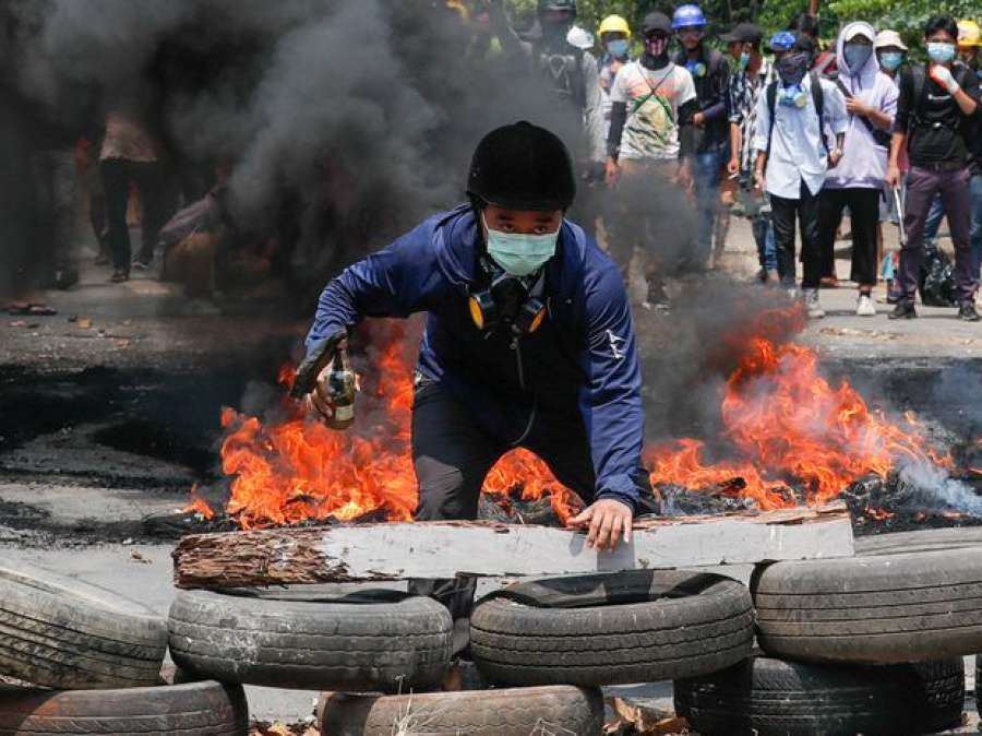 Nuevas 40 muertes en protestas contra el Golpe de Estado en Myanmar