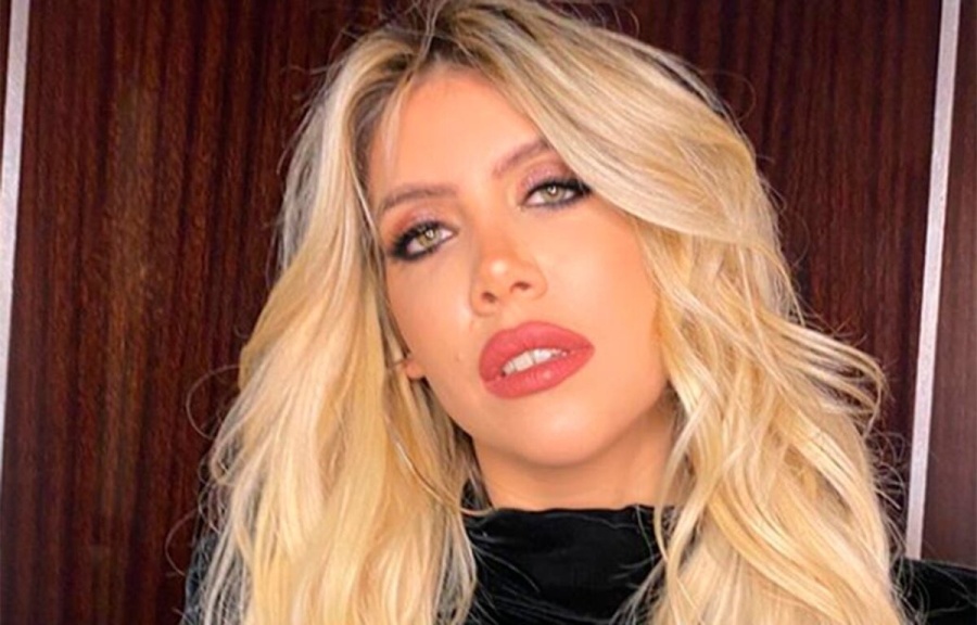 ¡Lo hizo de nuevo! Wanda Nara posó desnuda arriba de un caballo