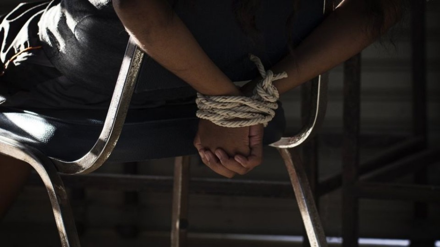 Terror en una entradera en City Bell: tomaron una familia de rehén y les robaron 2 millones de pesos