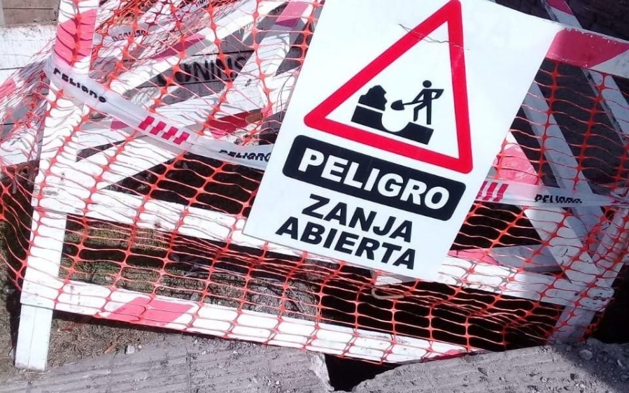 Vecinos de La Plata denuncian peligro por la zanja abierta que deja ”una obra interminable”