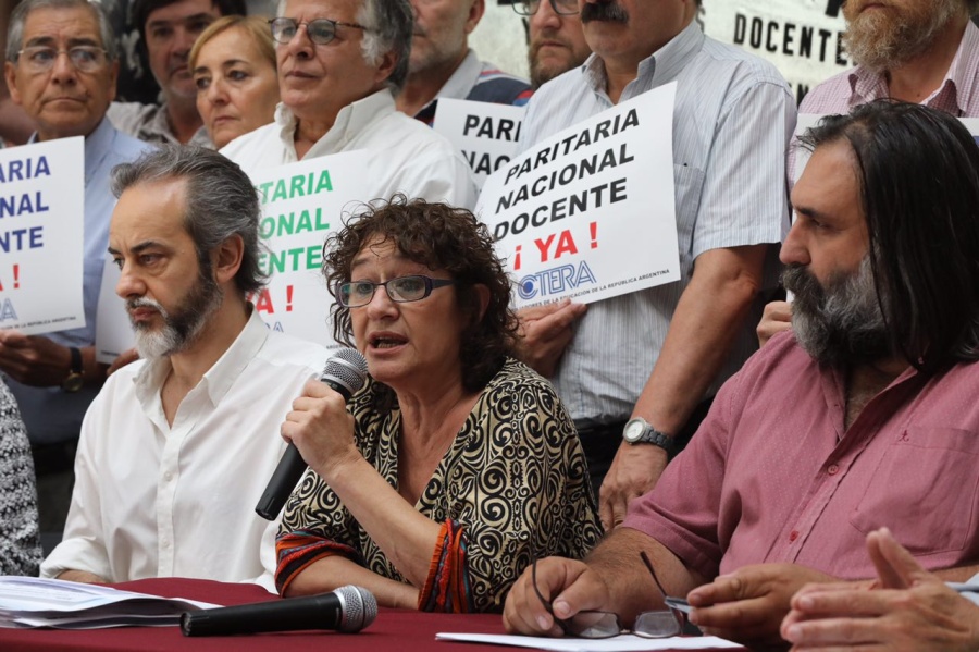 El durísimo comunicado de los gremios docentes contra Macri por su carta: ”Parece una broma de mal gusto”