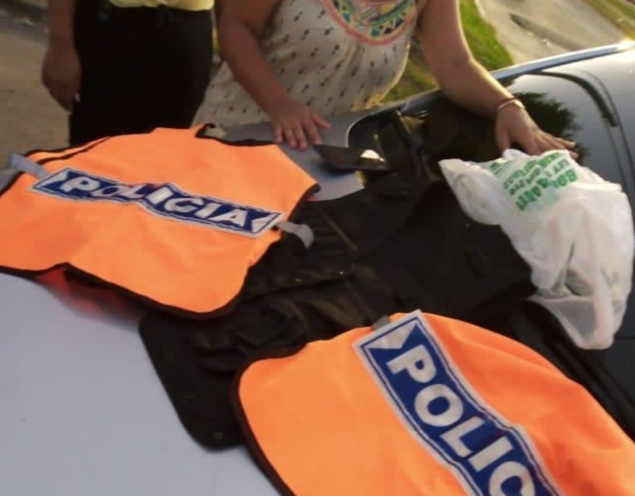 En 16 y 526 emboscaron a una mujer que vendía ropa de ”Policía” por las redes sociales: un plan perfecto