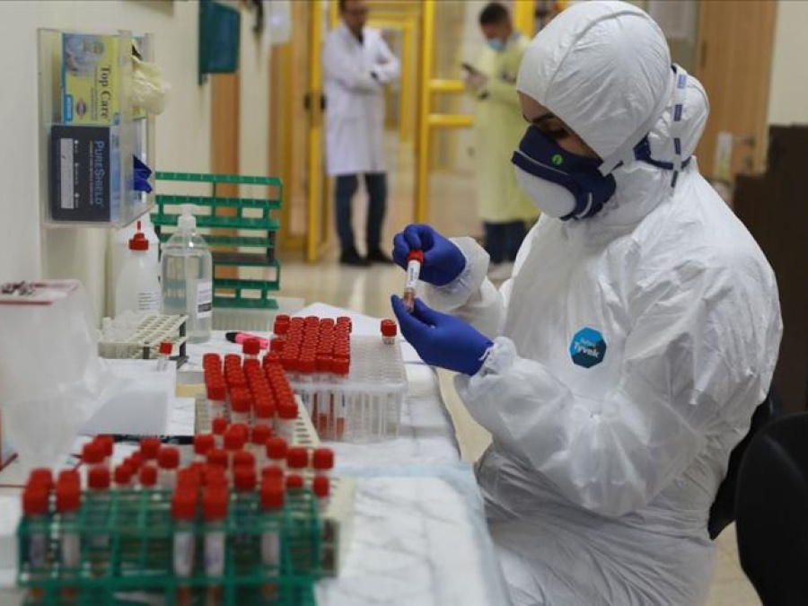 La demora global en la producción de vacunas y el aumento de los contagios golpean a todo el mundo