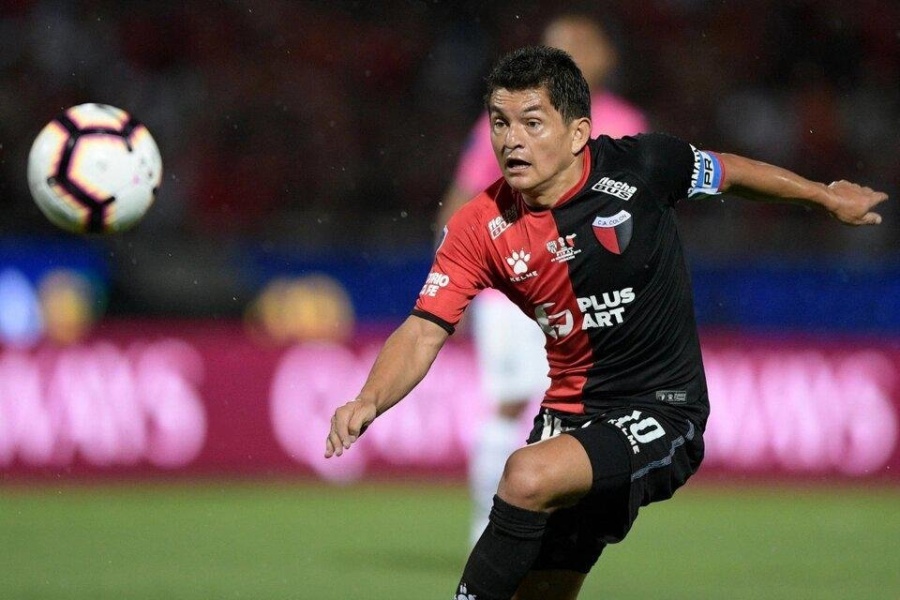 Gimnasia rompió el mercado de pases y se aseguró al mejor jugador del campeonato