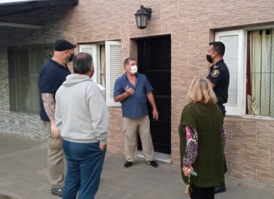 Vecinos de Villa Elvira se reunieron con el comisario y alertaron por la ”tensa calma” de las noches