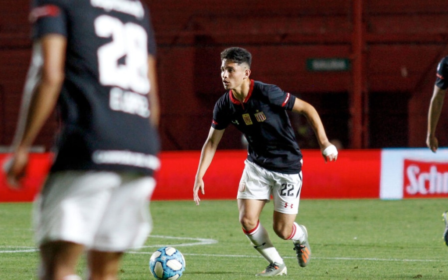 Estudiantes se aseguró la continuidad de otro futbolista
