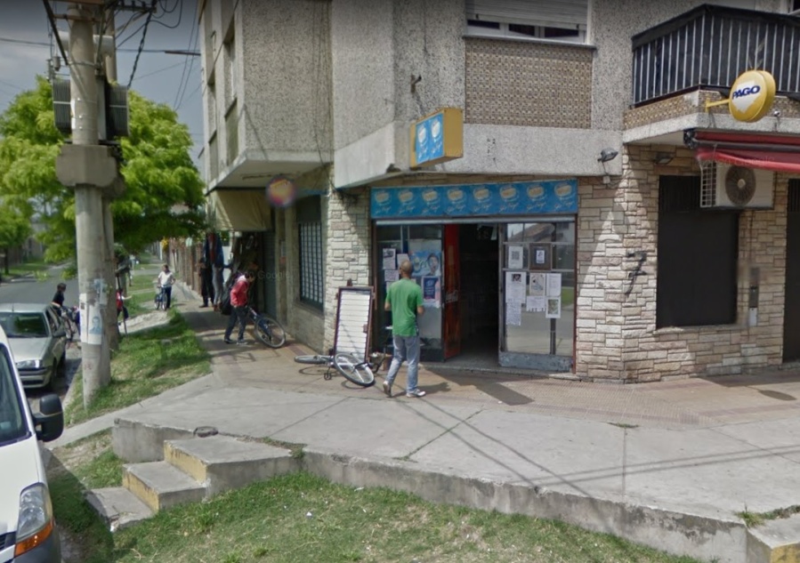 Asaltaron brutalmente un kiosco de Ringuelet: se hizo pasar por cliente y llevaba el arma debajo de la remera