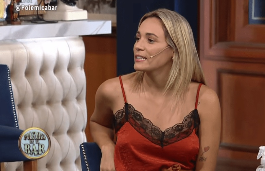 Tras su renuncia, reapareció Rocío Oliva en Polémica en el bar