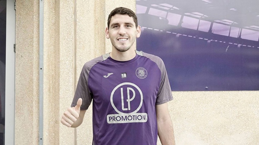 Estudiantes espera por el arribo del refuerzo que le arrebató a Gimnasia