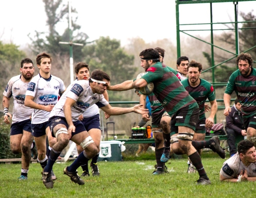 Un rugbier le fracturó el tabique a un compañero de club por hablar con su ex novia en una fiesta de Mar del Plata