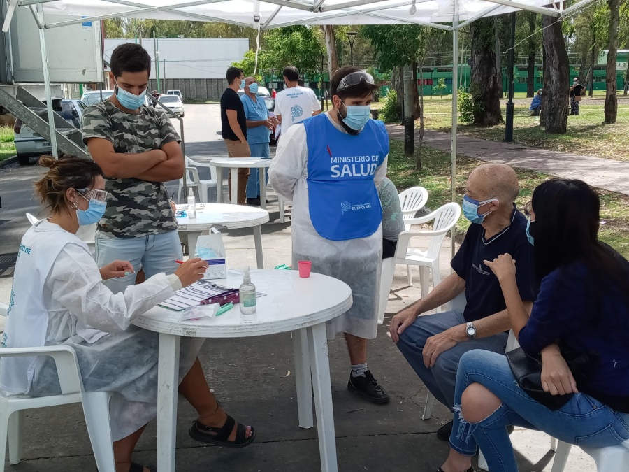 Qué curva mirar para saber si La Plata pasa a Fase 3 y sale de la “alarma epidemiológica”