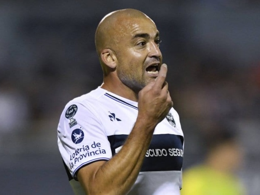 El Tanque Silva fue habilitado y está listo para jugar: ¿A qué club irá?