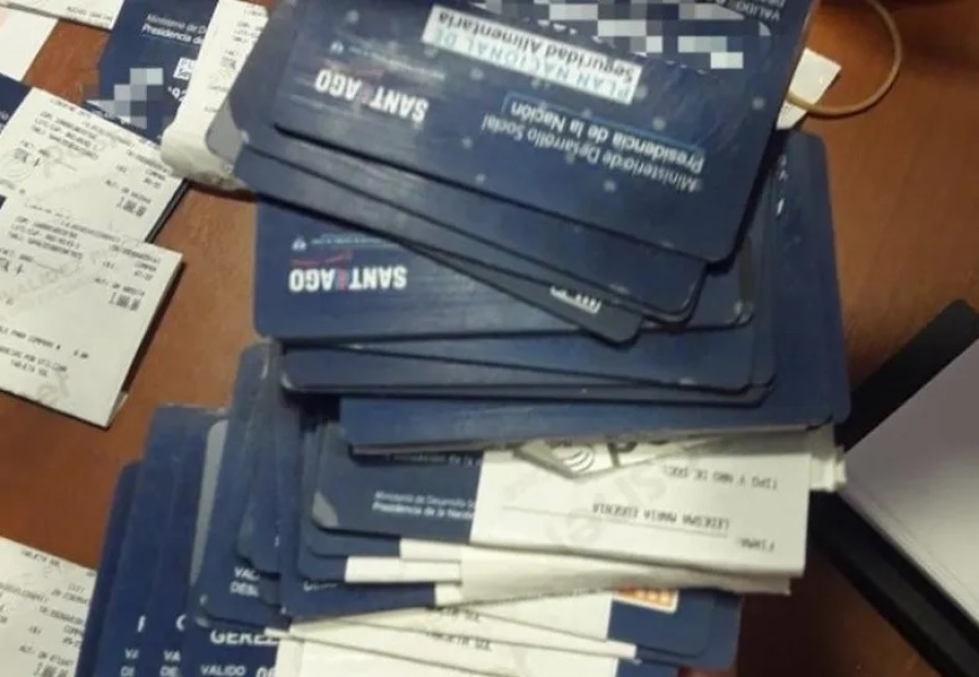 Arrestaron al dueño de un supermercado por retener Tarjetas Alimentar a sus clientes