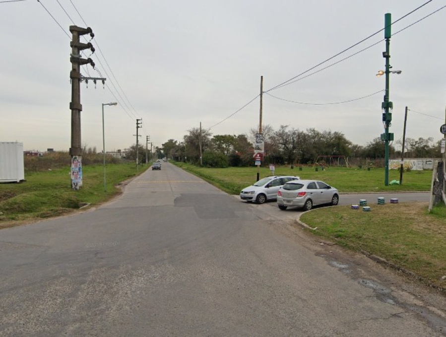 Vecinos de Gonnet piden que coloquen semáforos en una esquina