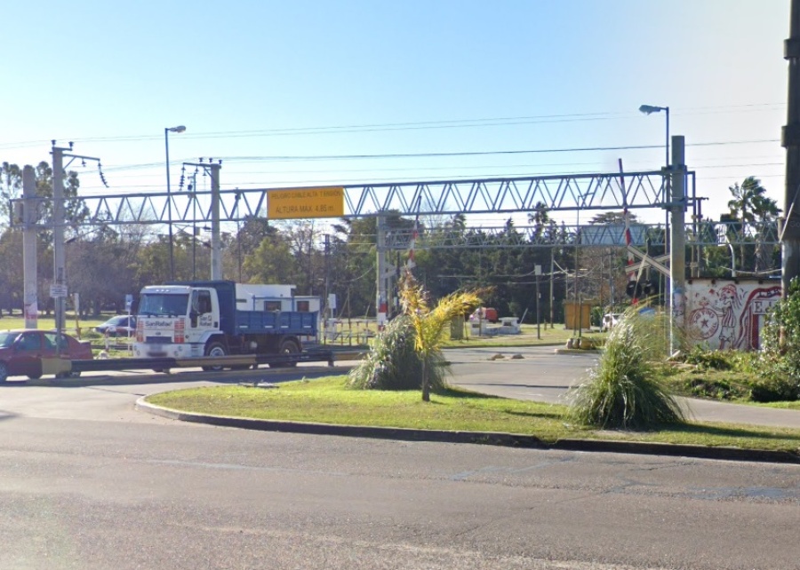 Dos nenas denunciaron que un hombre quiso secuestrarlas en City Bell y llevaba a otra niña atada y amordazada