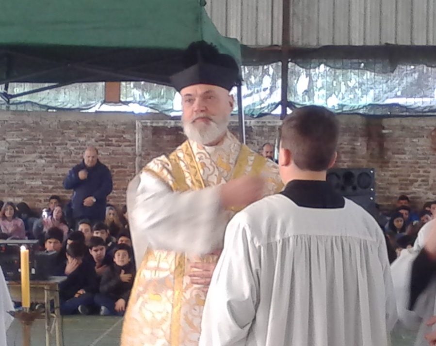 Ex cura platense Sidders contra las cuerdas: habría más denuncias judiciales y alertan que sigue ejerciendo su cargo