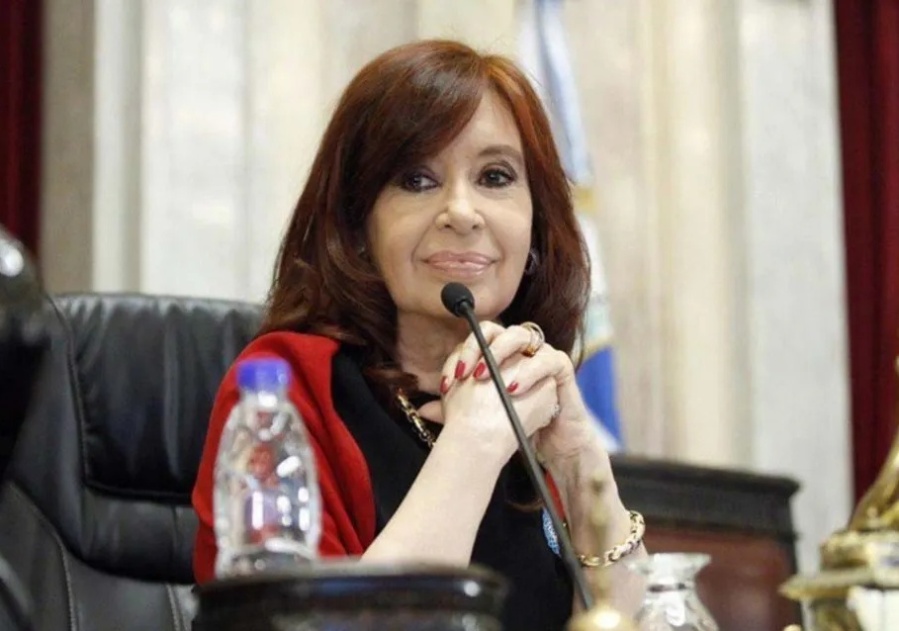 Cristina apuntó contra la Justicia en su mensaje por el Día de la Mujer