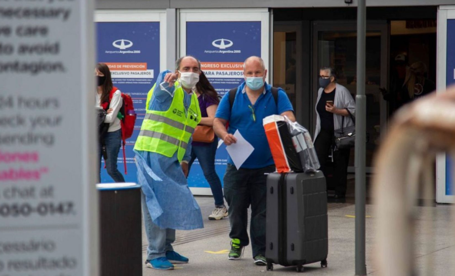 El Gobierno prorrogó hasta el 28 de febrero el cierre de fronteras por el coronavirus
