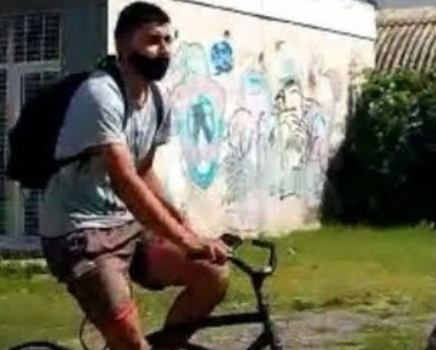 Pánico en City Bell por el acosador de la bicicleta: “Me invade la angustia y el miedo”