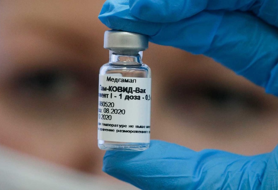 La doble dosis de Sputnik V generó anticuerpos en más del 99% de vacunados