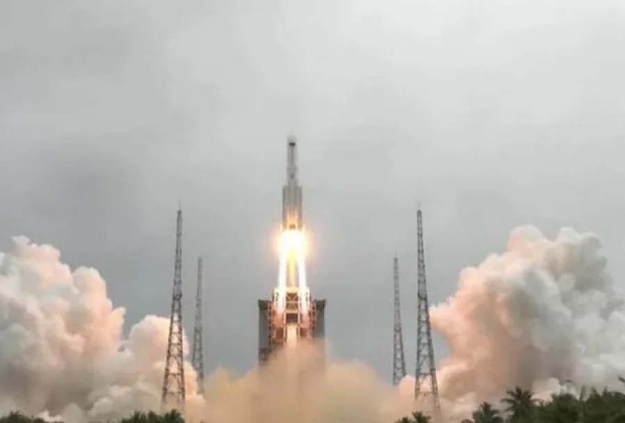 Un cohete chino está a punto de reentrar en la atmósfera de la Tierra: caerá de forma descontrolada