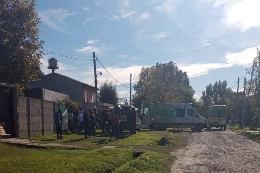 Un policía asesinó de un disparo a su pareja en Los Hornos y se quitó la vida en el interior de su auto