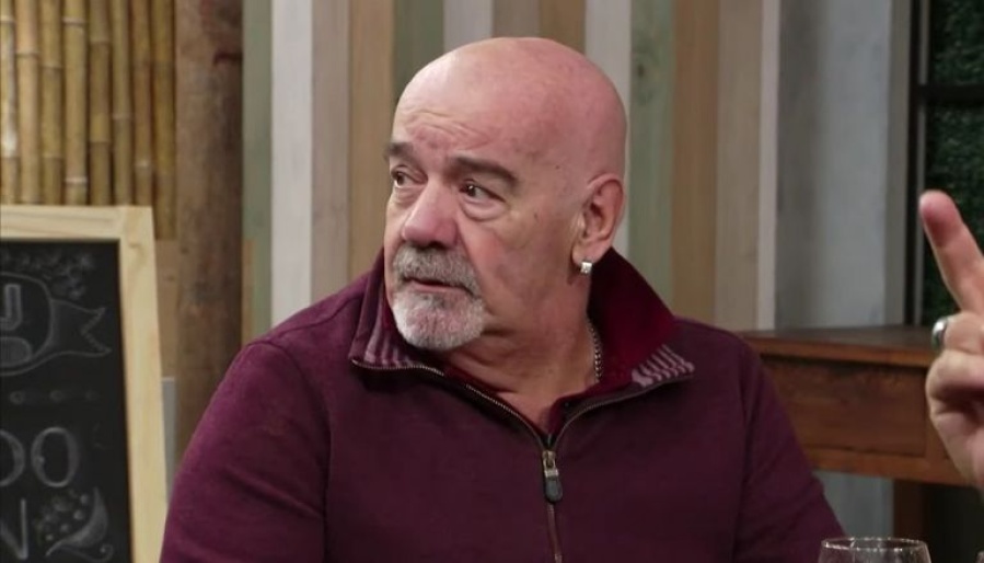 Murió a los 68 años el humorista Carlos Sánchez