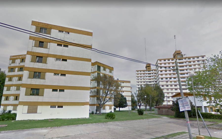 Vecinos están sin agua hace más de un día en las torres de Villa Elisa