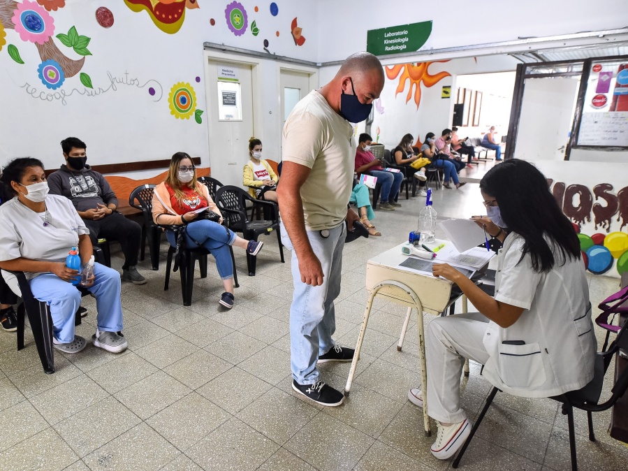 Comenzó en la Provincia de Buenos Aires la vacunación con el segundo componente de la Sputnik V: cómo seguirá la campaña