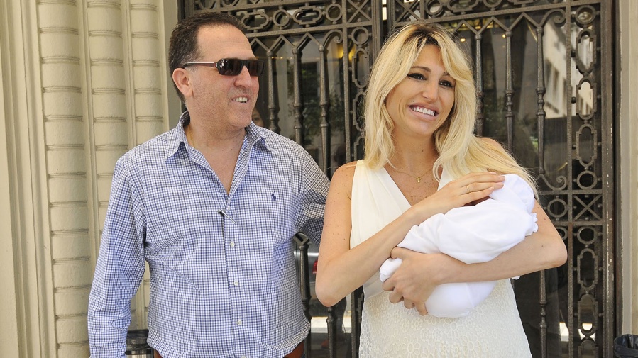 El exmarido de Vicky Xipolitakis la acusó de no dejarlo ver a su hijo