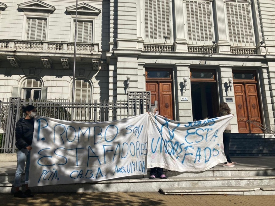 Un platense abrumado por un plan para comprar un auto: pagaba $3.000 de cuota, ahora se fue a las nubes y quedó a la deriva